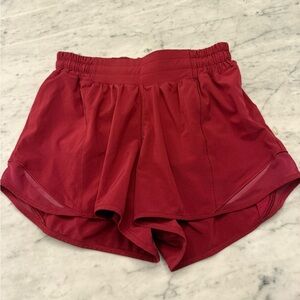 Lululemon- Hotty Hot Shorts 4”